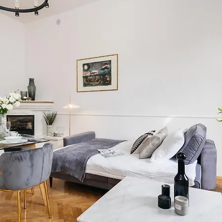 アパート Luna - Loftaffair