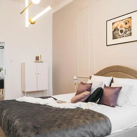 アパート Luna - Loftaffair *