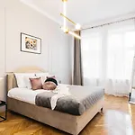 Luna - Loftaffair Krakow